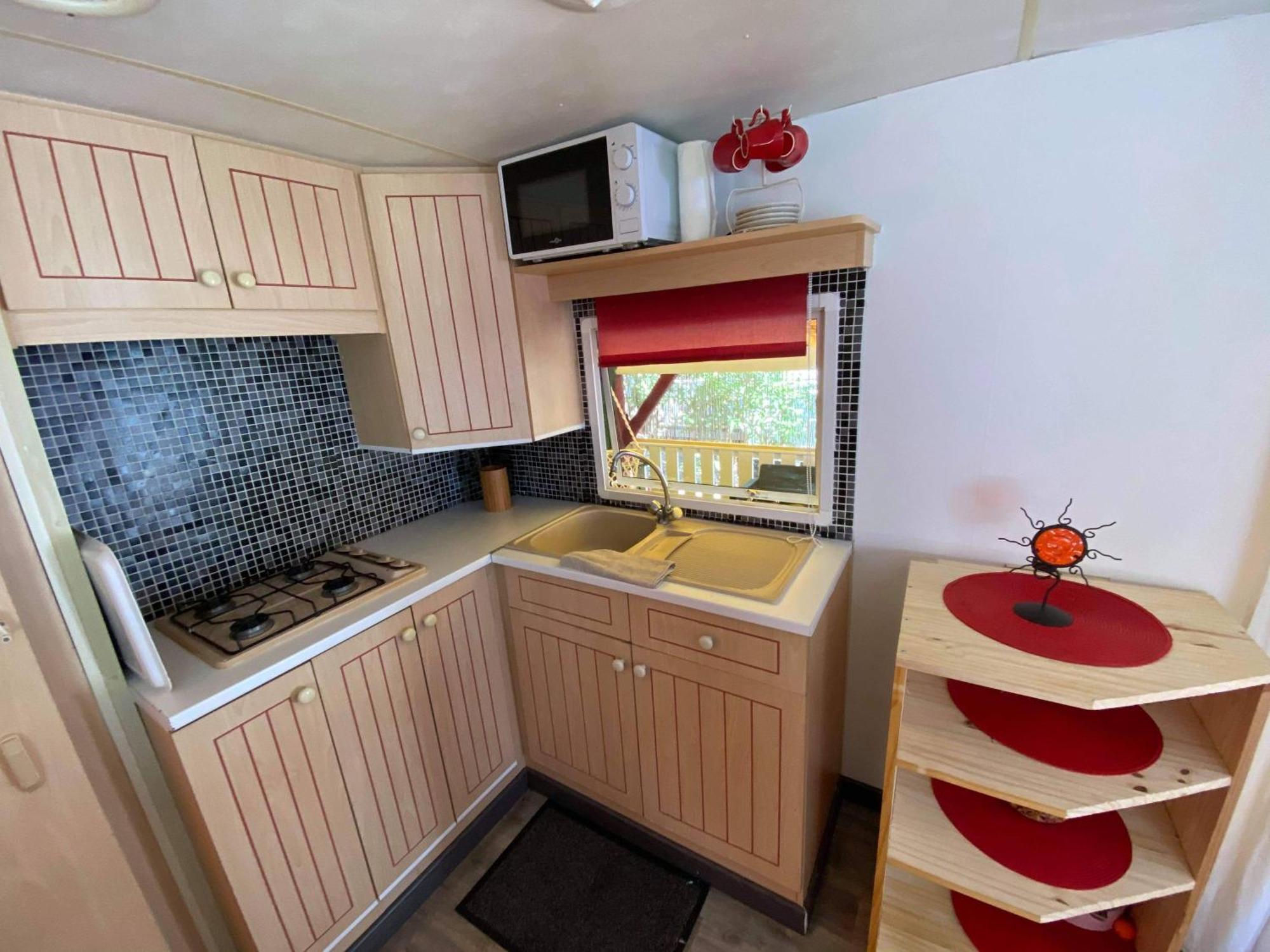 Mobil home au Camping Sellig Le Muy Esterno foto