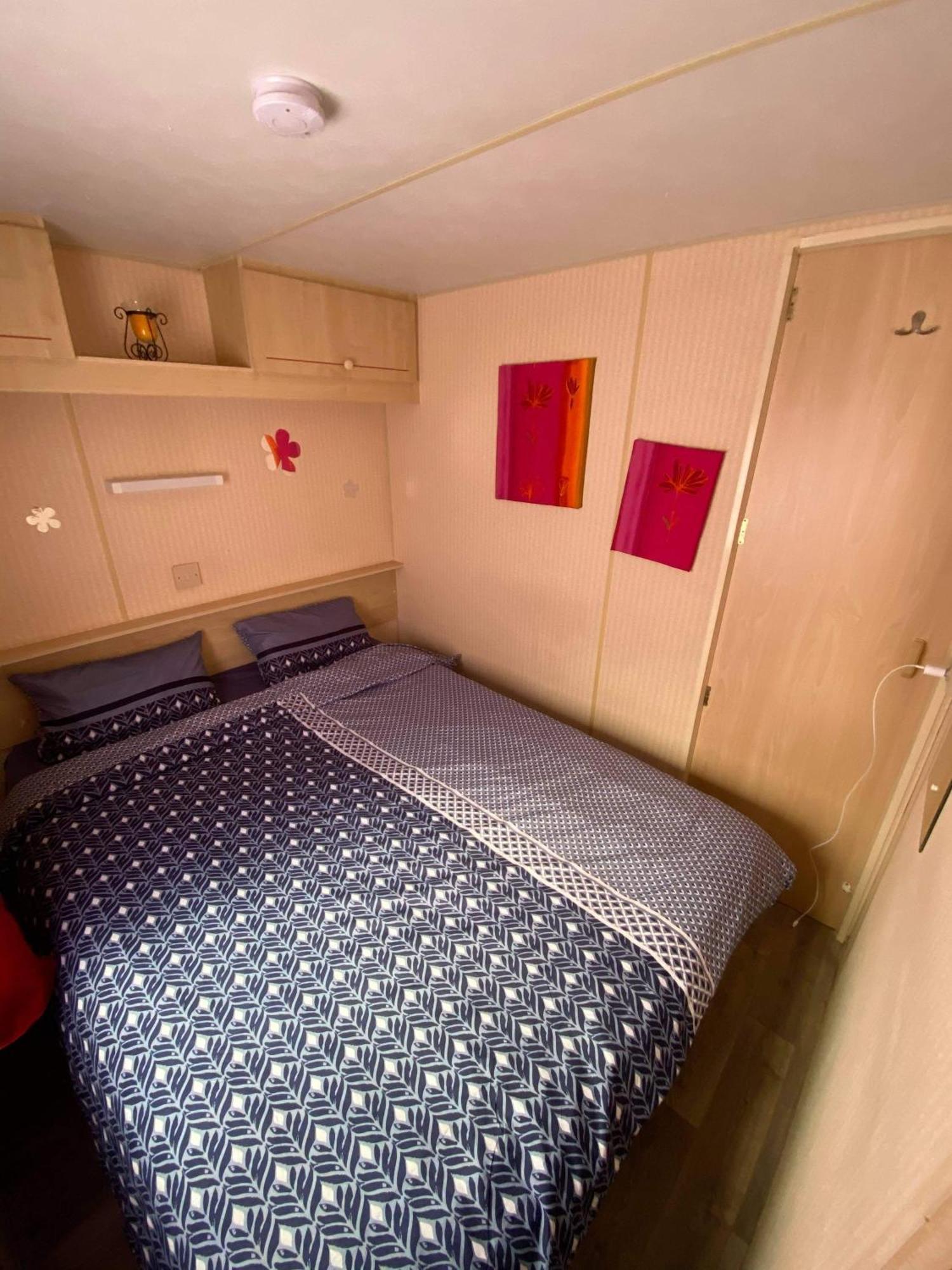Mobil home au Camping Sellig Le Muy Esterno foto